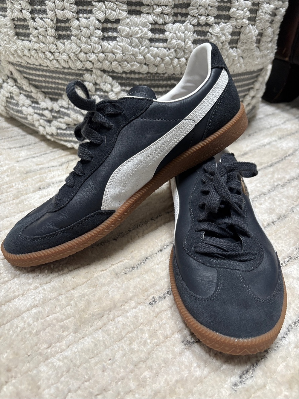 Puma Super Liga Men's Dark Blue Sneakers with White Formstrip and Gum Sole